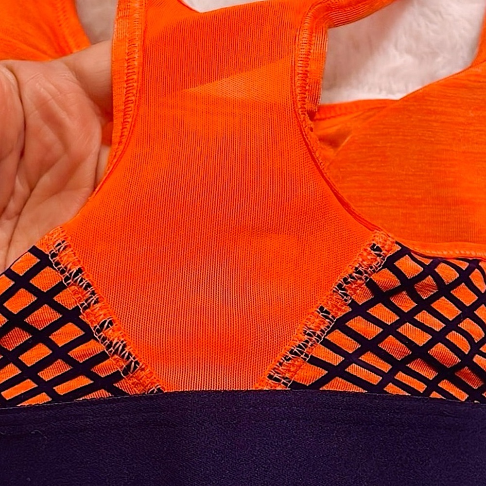 Nike Dri-Fit orange and black sports bra size XS - Picture 5 of 8